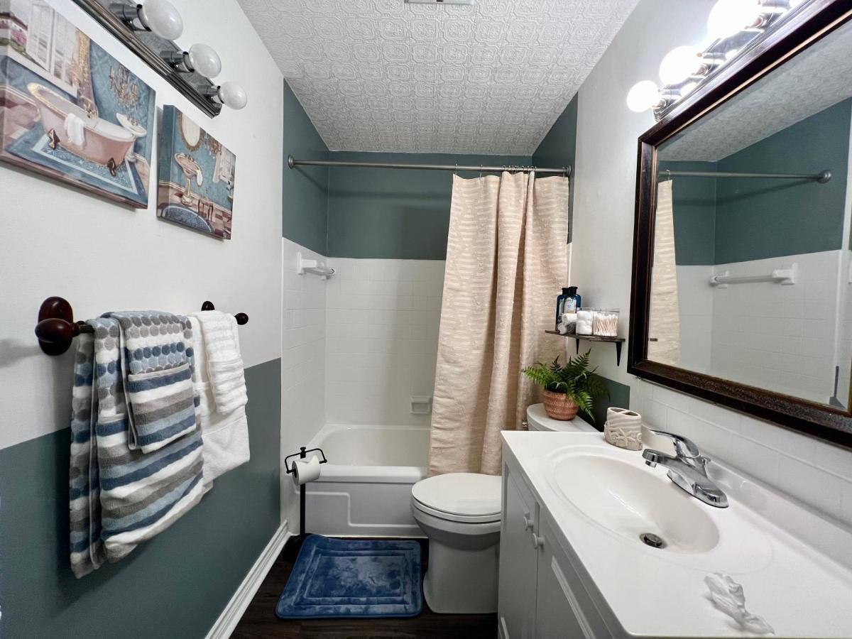 Lovely Comfort Uptown Condo For Houston Trip. Екстер'єр фото