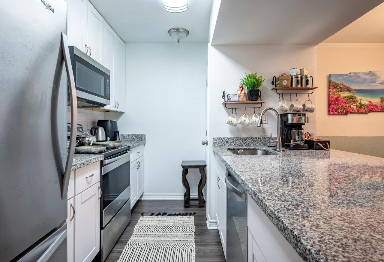 Lovely Comfort Uptown Condo For Houston Trip. Екстер'єр фото