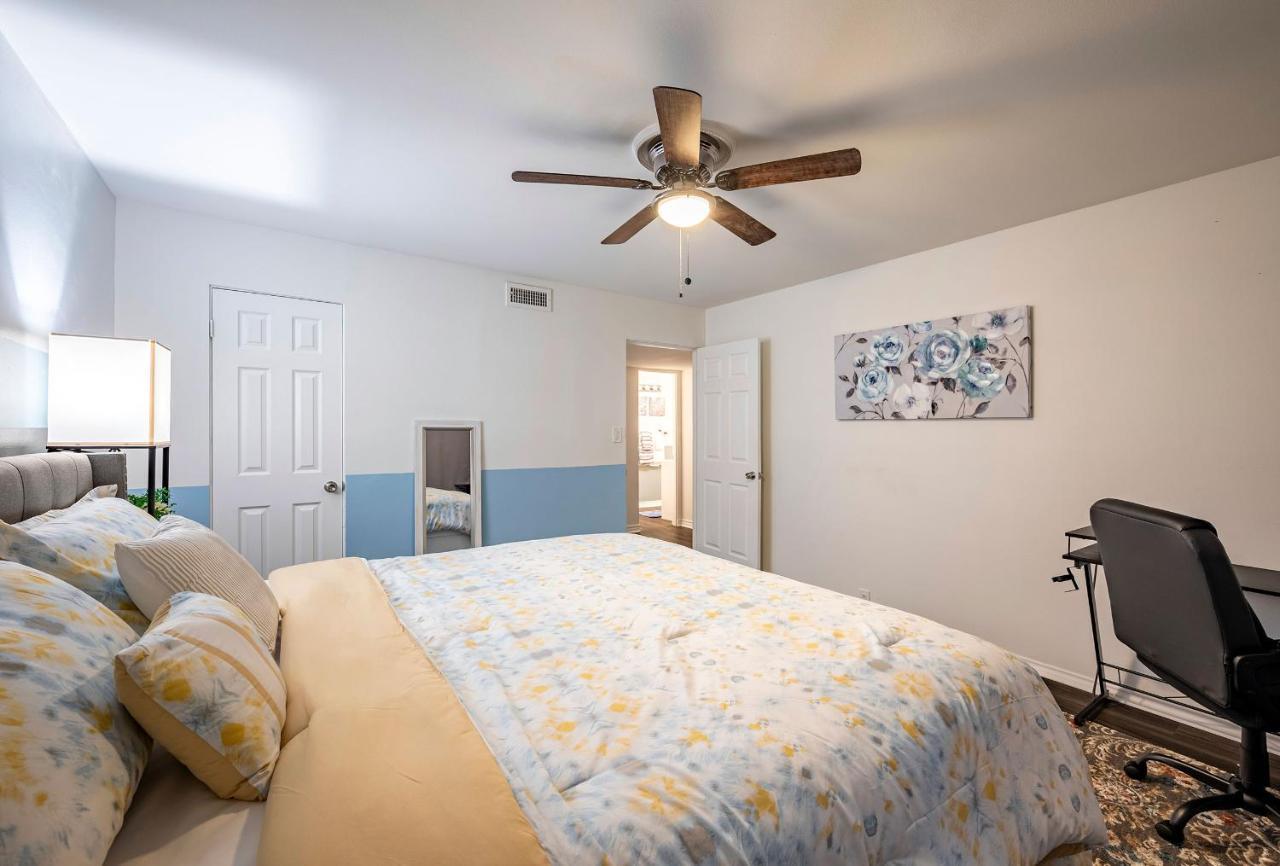 Lovely Comfort Uptown Condo For Houston Trip. Екстер'єр фото