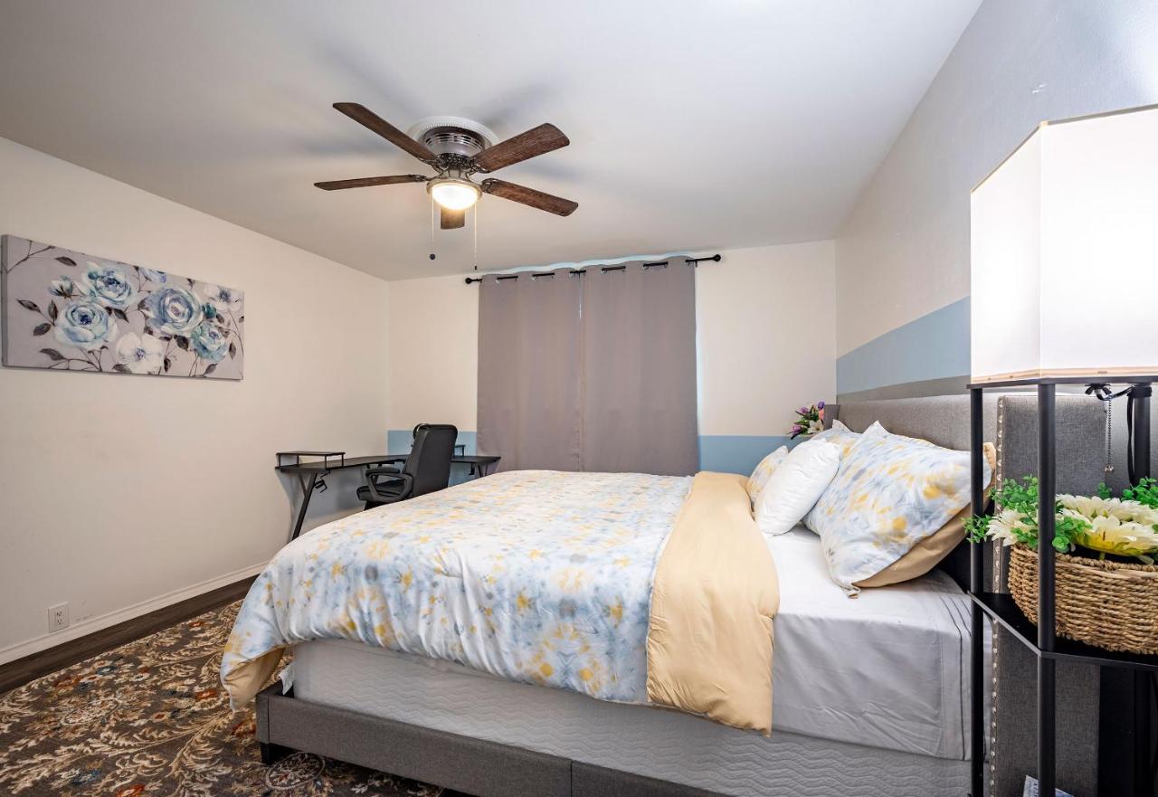 Lovely Comfort Uptown Condo For Houston Trip. Екстер'єр фото