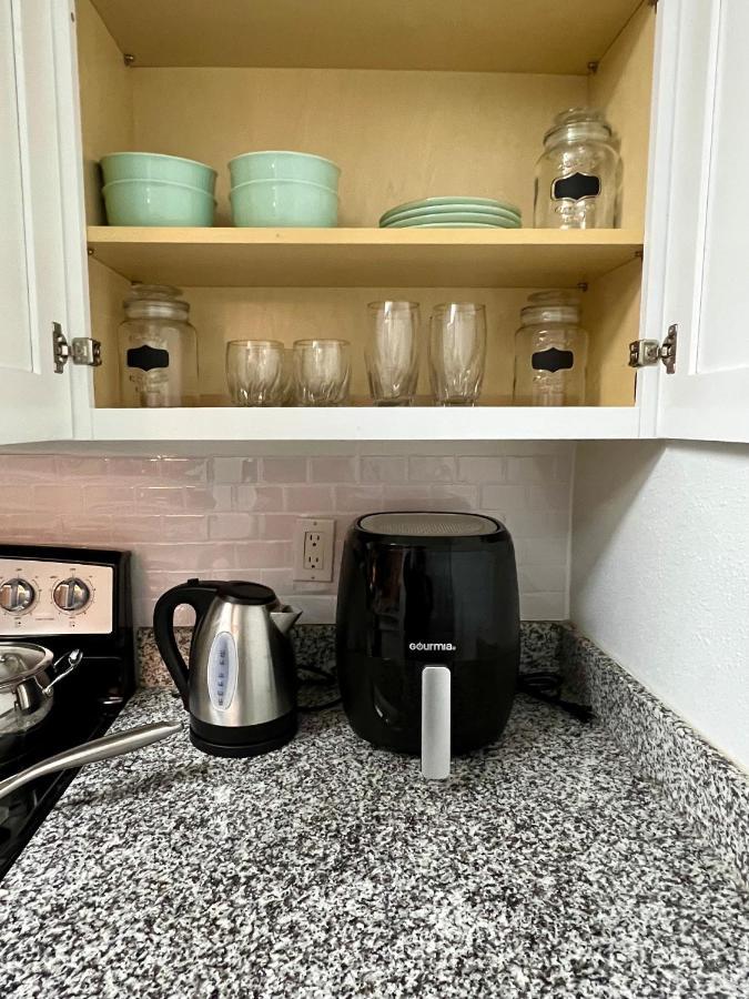Lovely Comfort Uptown Condo For Houston Trip. Екстер'єр фото