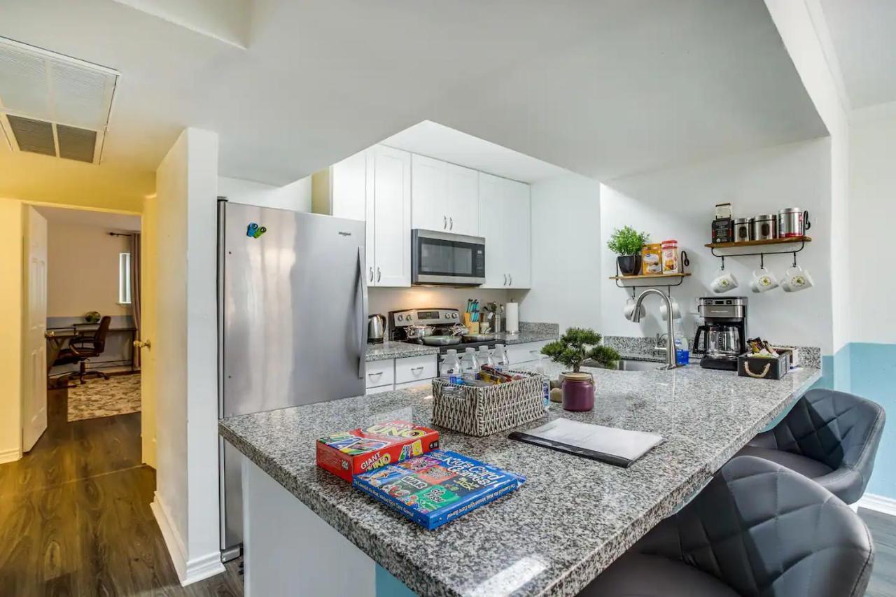 Lovely Comfort Uptown Condo For Houston Trip. Екстер'єр фото